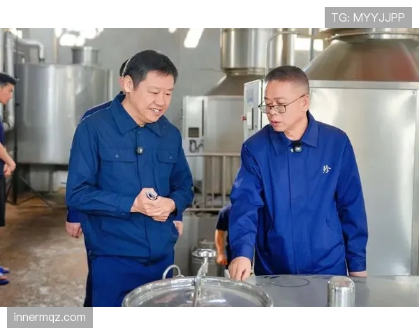 吴向东居然连早餐都豪掷千元？这生活谁顶得住啊！